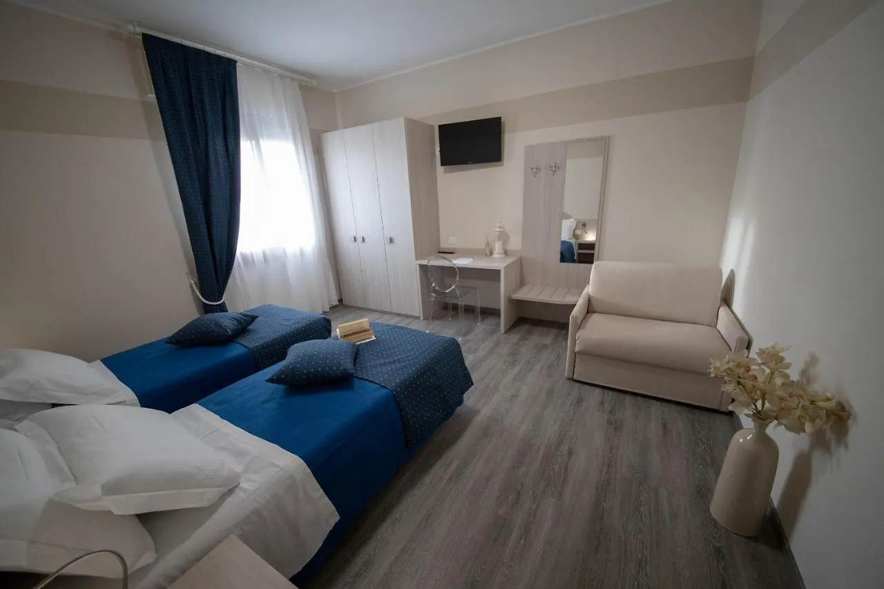 Home Hotel 威尼托自由堡 3*,  意大利
